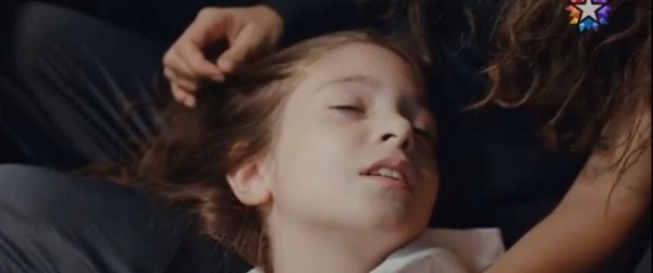 Дочь посла (Sefirin Kizi) 24 серия онлайн озвучка